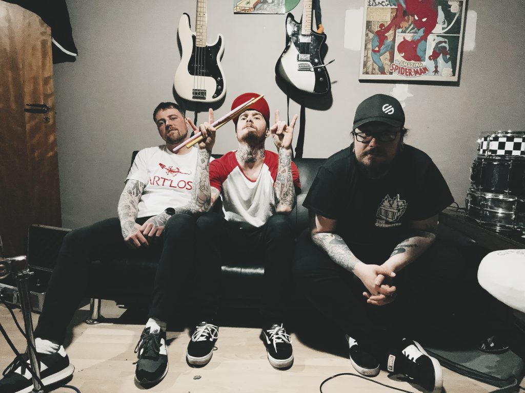 Skizofrenik Return With New Single “Burning The Ceiling” 