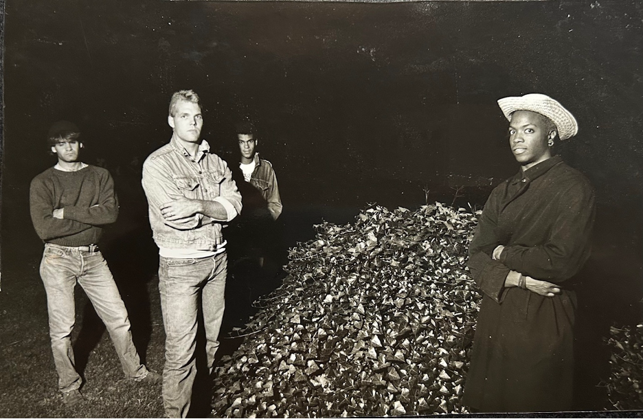 Whipping Boy Announce Remixed Reissue Of Debut “Muru Muru” Album 