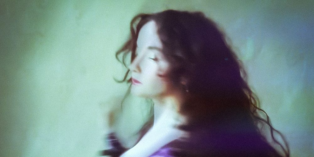 German Darkwave Duo Lovespells To Release Haunting New Single “White Hands”