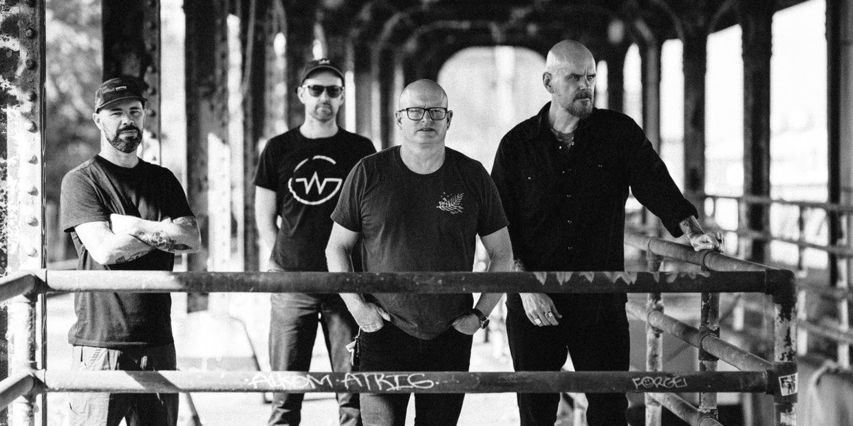 Mirrorless Share Video For New Single “Golden Treason” 